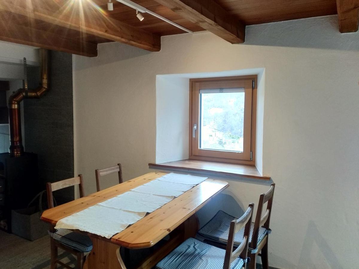 הוילה אינטרניה Rustico "Casa Di Sasso" מראה חיצוני תמונה