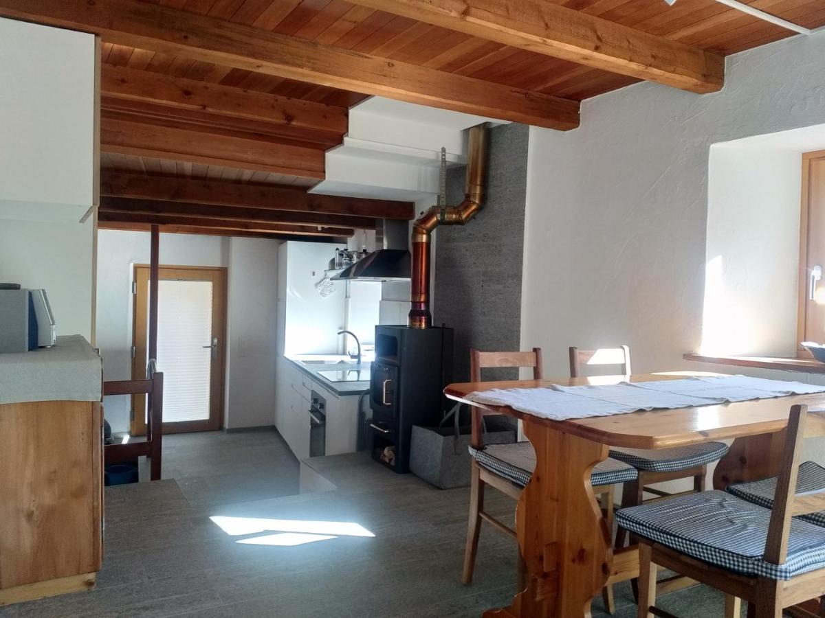 הוילה אינטרניה Rustico "Casa Di Sasso" מראה חיצוני תמונה