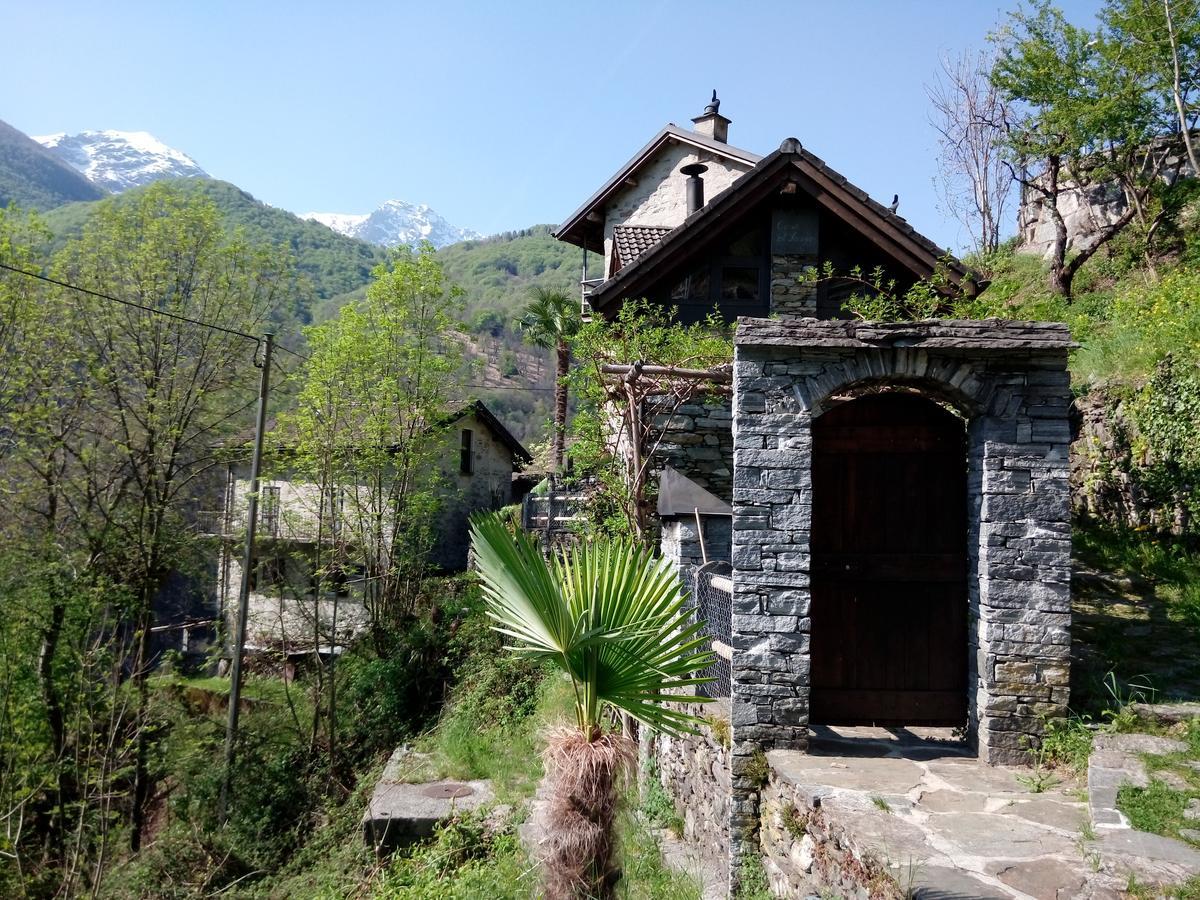 הוילה אינטרניה Rustico "Casa Di Sasso" מראה חיצוני תמונה